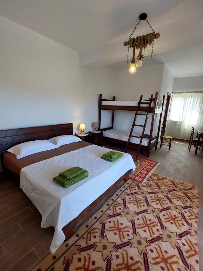 Guest House Gorani Berati Exterior foto