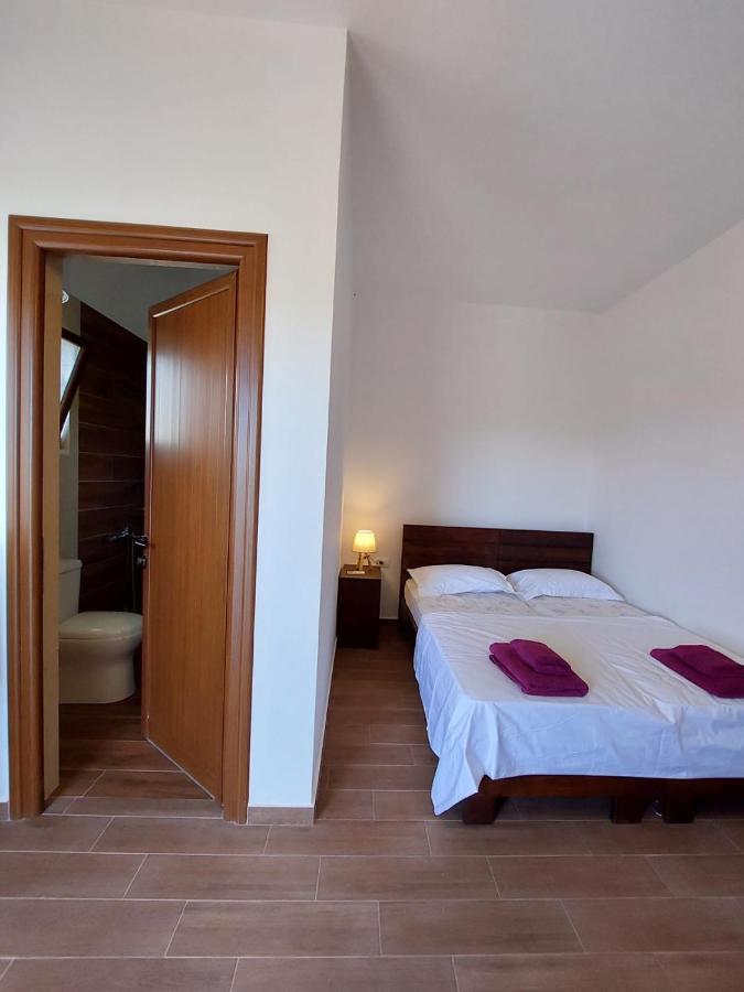 Guest House Gorani Berati Exterior foto