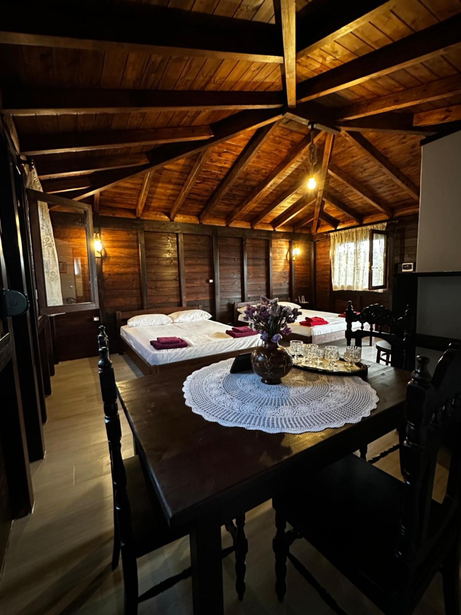 Guest House Gorani Berati Exterior foto